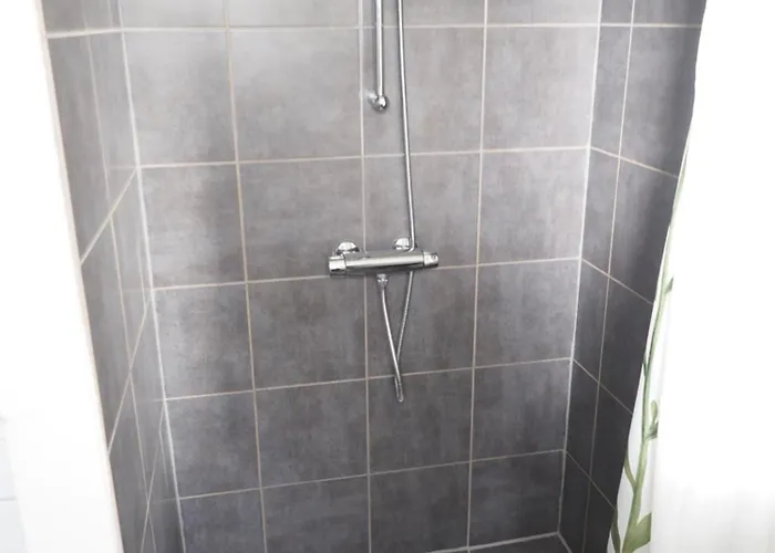 Skovgardens * غريندستيد